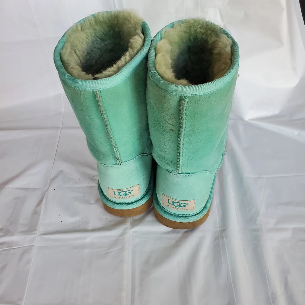 Ugg Boots - Picture 6 of 7